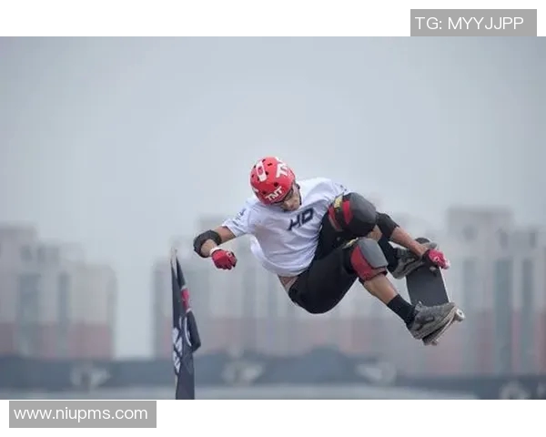 成都极限运动队在全国街舞大赛积分榜中以98分稳居第一名